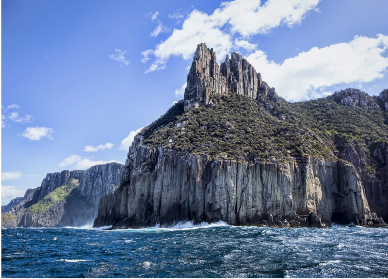 Cape Pillar (2)